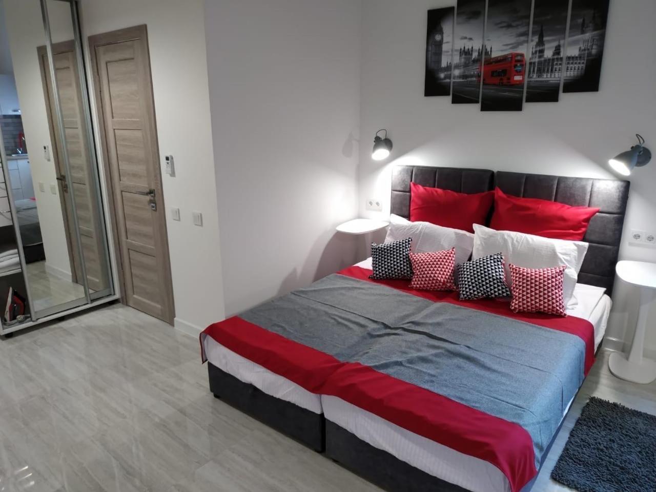 Apartment For Rent In The City Center Of Kharkiv K18 Elinaflats מראה חיצוני תמונה